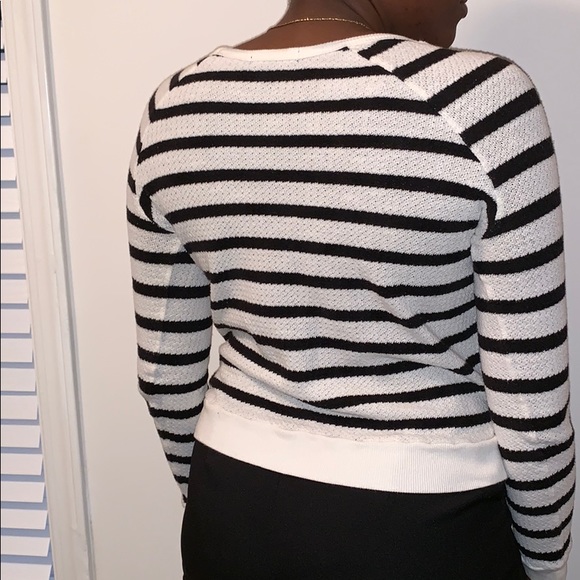 Sweater🍂🍂🍂 - Picture 2 of 4